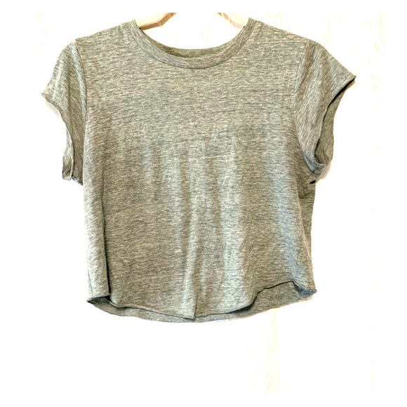 Green crop top - Picture 1 of 3